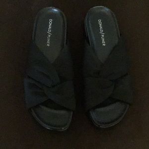 Women’s sandals